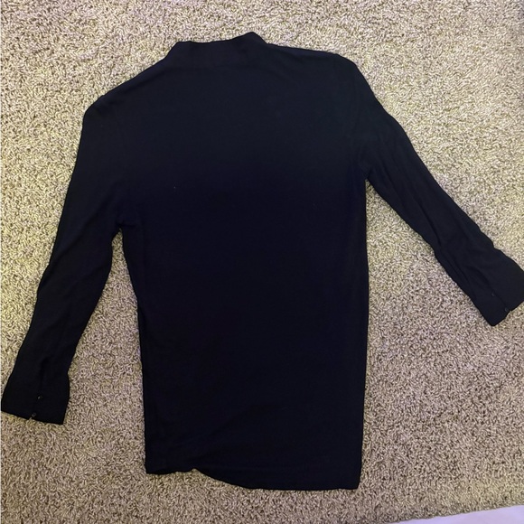 Black 3/4 Length Top - Picture 2 of 3
